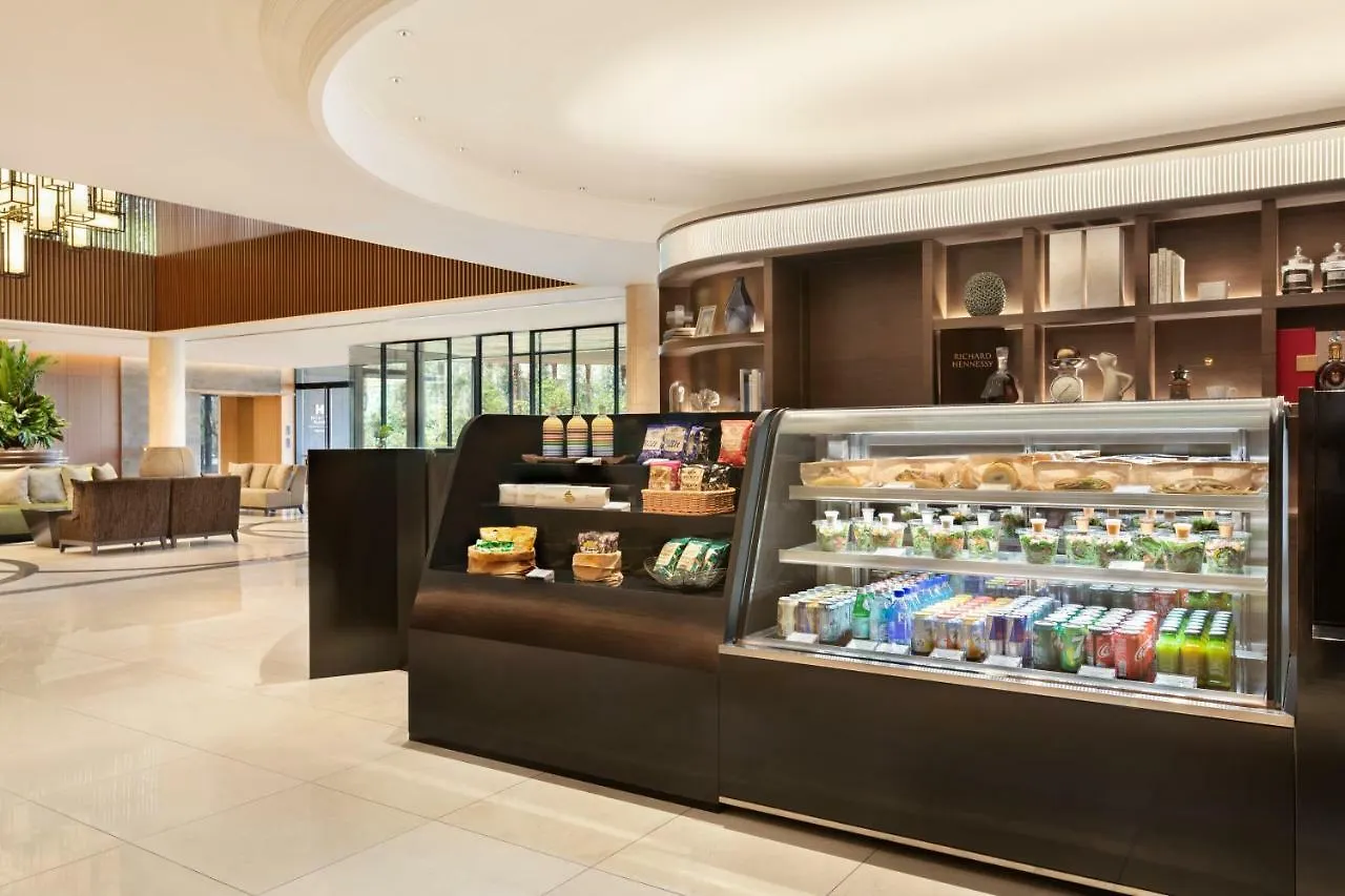 Hotel Hyatt Regency Tokyo Bay Urayasu 4*,